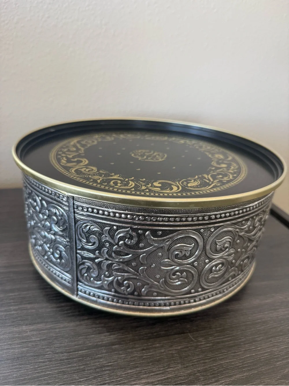Vintage Guildcraft Embossed Footed Tin Container New York USA